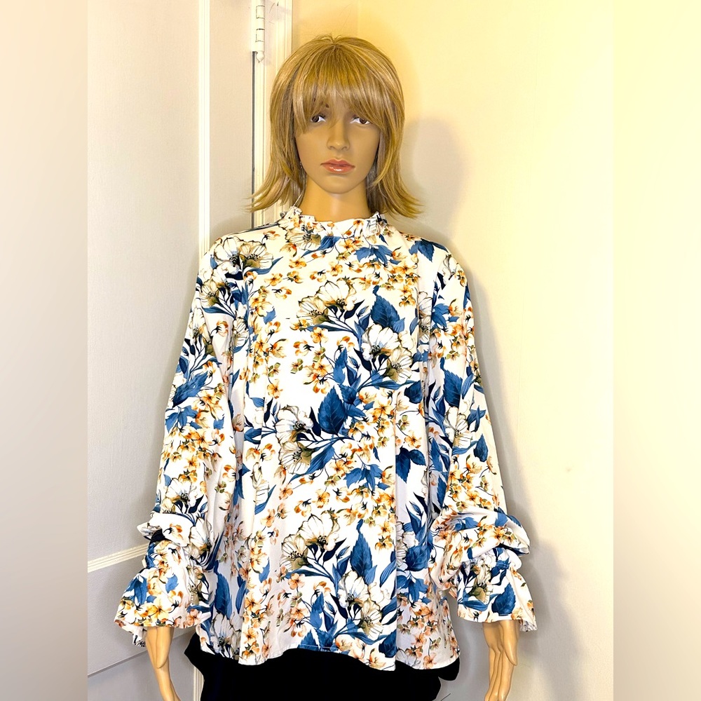 NWOT - SHEIN Floral Print Bishop Sleeve Top - Size XXL